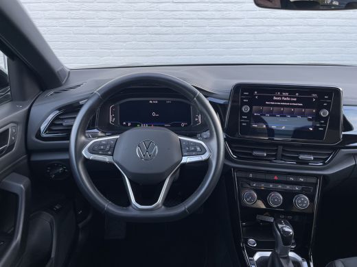 Volkswagen T-Roc 1.5 TSI Style | Pano | CarPlay | ACC | IQ Light | DAB+ | 18 inch ActivLease financial lease