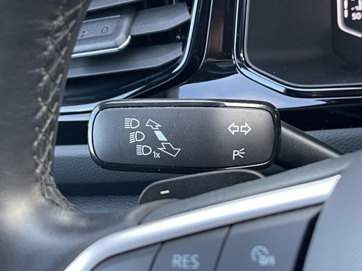 Volkswagen T-Roc 1.5 TSI Style | Pano | CarPlay | ACC | IQ Light | DAB+ | 18 inch ActivLease financial lease