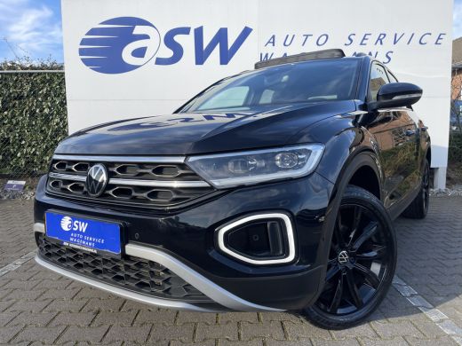 Volkswagen T-Roc 1.5 TSI Style | Pano | CarPlay | ACC | IQ Light | DAB+ | 18 inch ActivLease financial lease