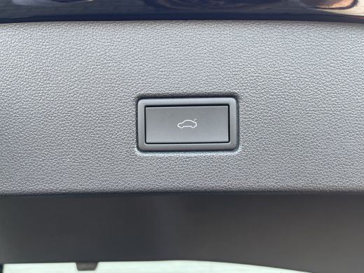 Volkswagen T-Roc 1.5 TSI Style | Pano | CarPlay | ACC | IQ Light | DAB+ | 18 inch ActivLease financial lease