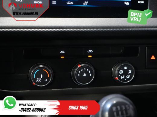 Volkswagen Transporter 2.0 TDI L2 BPM VRIJ! NL Auto/ Carplay/ Cruise/ Airco/ Navi/ PDC ActivLease financial lease