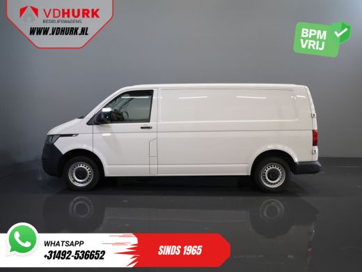 Volkswagen Transporter 2.0 TDI L2 BPM VRIJ! NL Auto/ Carplay/ Cruise/ Airco/ Navi/ PDC ActivLease financial lease