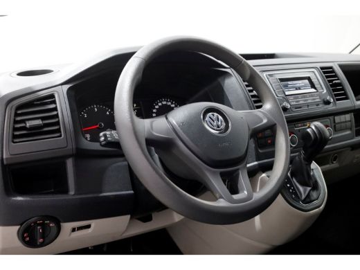 Volkswagen Transporter T6 2.0 TDI 150pk DSG-Automaat Lang D.C. Airco/Cruise Control 08-2019 ActivLease financial lease
