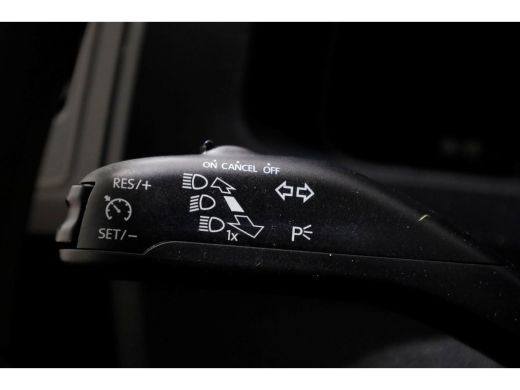 Volkswagen Transporter T6 2.0 TDI 150pk DSG-Automaat Lang D.C. Airco/Cruise Control 08-2019 ActivLease financial lease