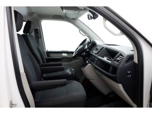 Volkswagen Transporter T6 2.0 TDI 150pk DSG-Automaat Lang D.C. Airco/Cruise Control 08-2019 ActivLease financial lease