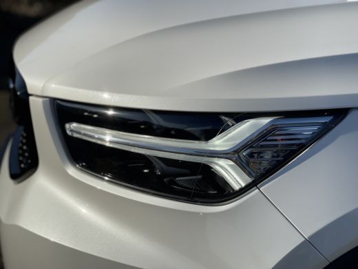 Volvo  XC40 1.5 T4 Recharge R-Design | Navi | Trekhaak | CarPlay | Camera | LED | DAB | 19 inch ActivLease financial lease