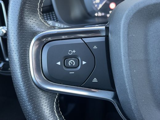 Volvo  XC40 1.5 T4 Recharge R-Design | Navi | Trekhaak | CarPlay | Camera | LED | DAB | 19 inch ActivLease financial lease