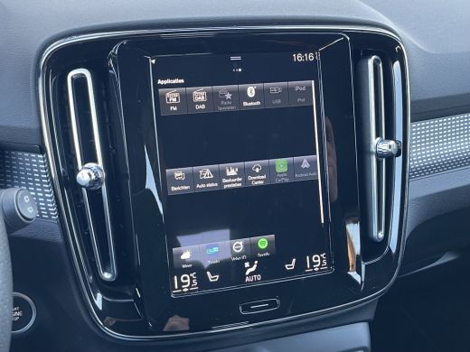 Volvo  XC40 1.5 T4 Recharge R-Design | Navi | Trekhaak | CarPlay | Camera | LED | DAB | 19 inch ActivLease financial lease