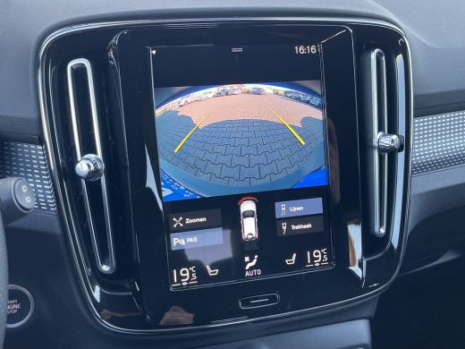 Volvo  XC40 1.5 T4 Recharge R-Design | Navi | Trekhaak | CarPlay | Camera | LED | DAB | 19 inch ActivLease financial lease