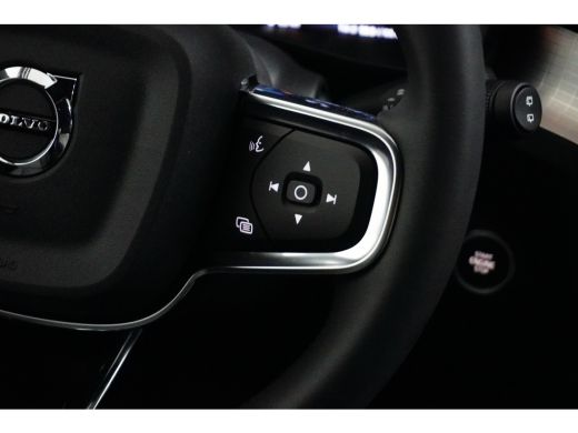 Volvo  XC40 1.5 T4 Recharge R-Design | Trekhaak | 360 Camera | Memory | Harman/Kardon ActivLease financial lease