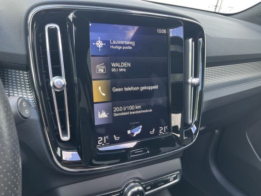 Volvo  XC40 1.5 T5 262pk PHEV R-Design Leer Pano.dak BLIS Trekhaak Twin Engine ActivLease financial lease