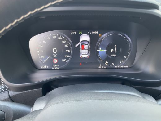 Volvo  XC40 1.5 T5 262pk PHEV R-Design Leer Pano.dak BLIS Trekhaak Twin Engine ActivLease financial lease