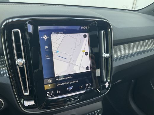 Volvo  XC40 1.5 T5 262pk PHEV R-Design Leer Pano.dak BLIS Trekhaak Twin Engine ActivLease financial lease
