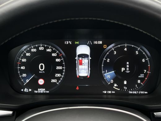 Volvo  XC60 2.0 B4 R-Design | Pano | CarPlay | Camera | LED | DAB+ | 19 inch ActivLease financial lease
