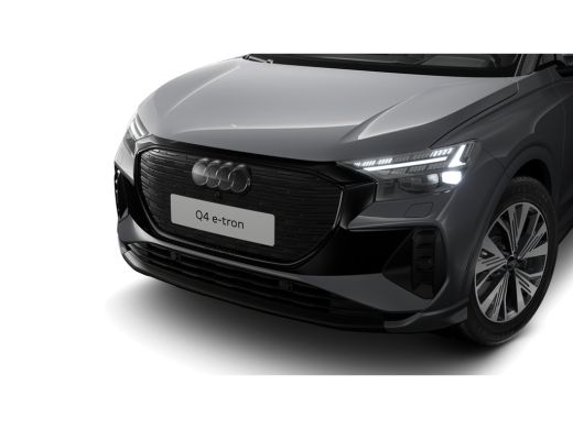 Audi Q4 e-tron S edition Competition | Achterklep, automatisch bedienbaar | Achteruitrijcamera | Adaptive cruise... ActivLease financial lease