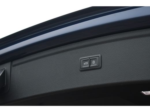 Audi Q5 55 TFSI e S-Edition Pano Luchtvering Trekh ACC HUD B&O 21inch ActivLease financial lease