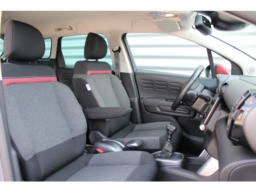 Citroën C3 Aircross 1.2 PURETECH 110PK SHINE C-SERIES / NAVI / CLIMA / LED / PDC / 16" LMV / KEYLESS / BLUETOOTH / CR... ActivLease financial lease