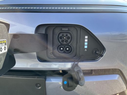 Hyundai Kona Comfort Smart 65.4 kWh | 7.500,- korting | Gratis laadstation t.w.v. 589,- | Uit voorraad leverba... ActivLease financial lease