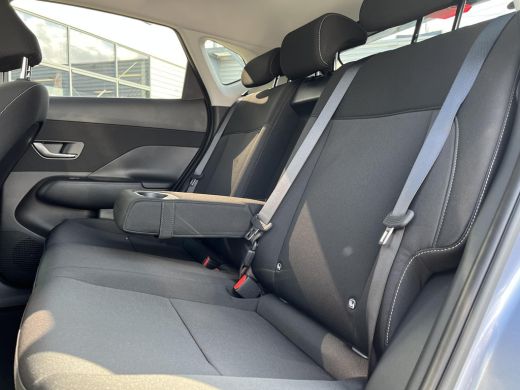 Hyundai Kona Comfort Smart 65.4 kWh | 7.500,- korting | Gratis laadstation t.w.v. 589,- | Uit voorraad leverba... ActivLease financial lease