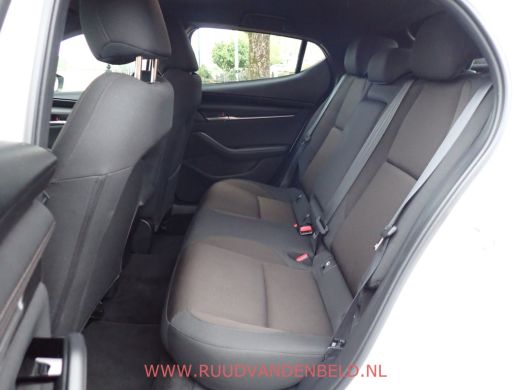 Mazda 3 2.0 e-SkyActiv-G M Hybrid HEADUP / ACC / CARPLAY / DAB ActivLease financial lease
