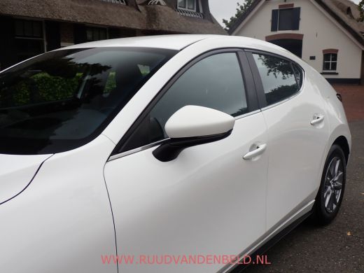Mazda 3 2.0 e-SkyActiv-G M Hybrid HEADUP / ACC / CARPLAY / DAB ActivLease financial lease