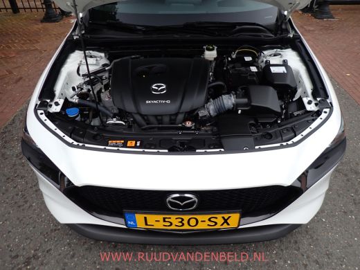 Mazda 3 2.0 e-SkyActiv-G M Hybrid HEADUP / ACC / CARPLAY / DAB ActivLease financial lease