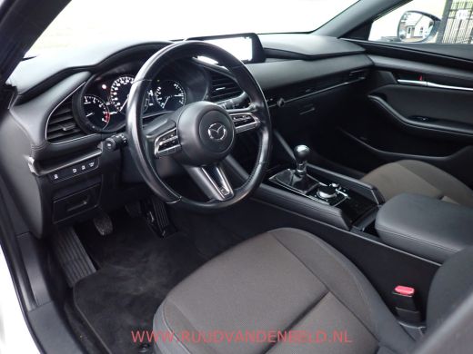 Mazda 3 2.0 e-SkyActiv-G M Hybrid HEADUP / ACC / CARPLAY / DAB ActivLease financial lease