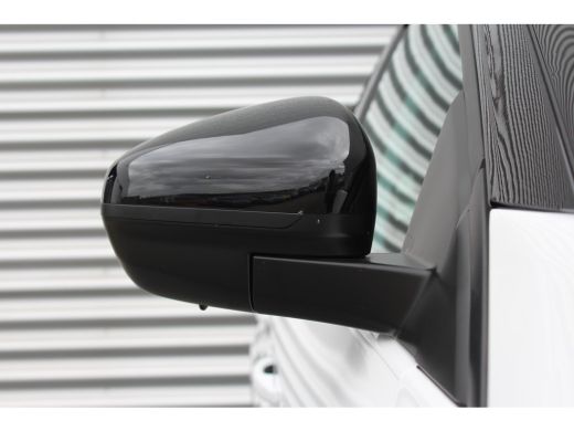 Opel Grandland 1.2 TURBO 130PK LEVEL 4 GS AUTOMAAT / NAVI / LEDER / CLIMA / LED / PDC / AGR / 18" LMV / CAMERA /... ActivLease financial lease