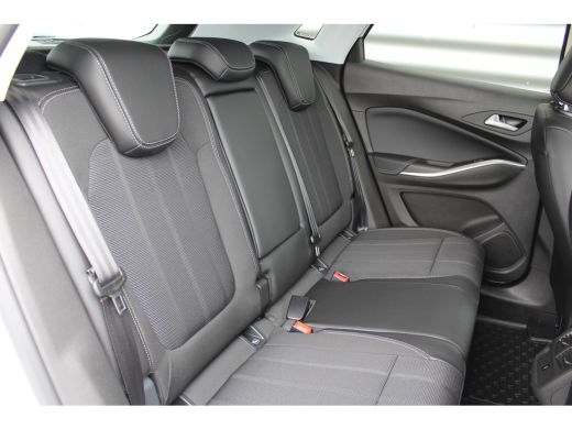 Opel Grandland 1.2 TURBO 130PK LEVEL 4 GS AUTOMAAT / NAVI / LEDER / CLIMA / LED / PDC / AGR / 18" LMV / CAMERA /... ActivLease financial lease