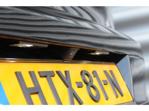 Peugeot 208 1.2 PURETECH 100PK ALLURE PACK / NAVI / LEDER / CLIMA / FULL-LED / PDC / CAMERA / 16" LMV / WINTE... ActivLease financial lease