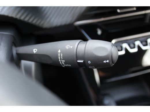 Peugeot 208 1.2 PURETECH 100PK ALLURE PACK / NAVI / LEDER / CLIMA / FULL-LED / PDC / CAMERA / 16" LMV / WINTE... ActivLease financial lease