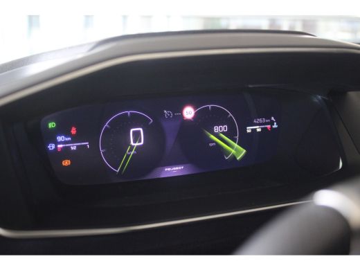 Peugeot 208 1.2 Turbo 100-PK GT PARKEERCAMERA | NAVI | DRAADLOZE CARPLAY | PDC V+A ActivLease financial lease