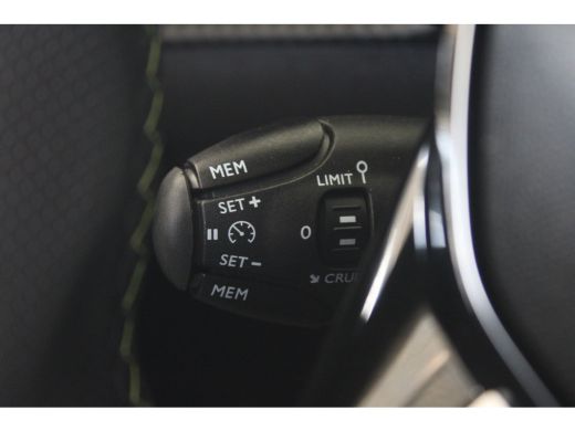 Peugeot 208 1.2 Turbo 100-PK GT PARKEERCAMERA | NAVIGATIE | DRAADLOZE CARPLAY| FULL LED | PDC V+A ActivLease financial lease