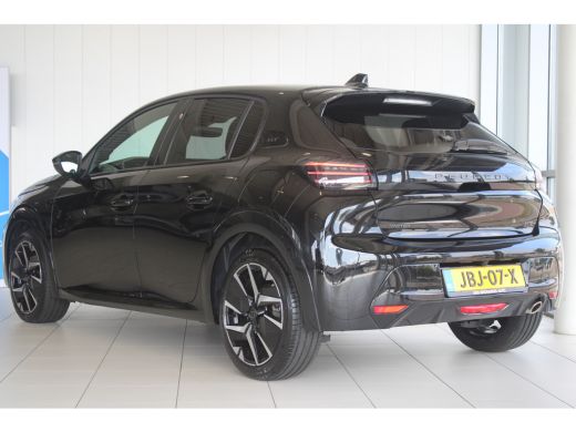 Peugeot 208 1.2 Turbo 100-PK GT PARKEERCAMERA | NAVIGATIE | DRAADLOZE CARPLAY| FULL LED | PDC V+A ActivLease financial lease