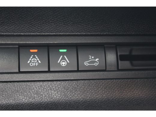 Peugeot 5008 1.6 PURETECH 180PK 7-ZITS GT PACK AUTOMAAT / NAVI / LEDER / CLIMA / FULL-LED / 19" LMV / CAMERA /... ActivLease financial lease