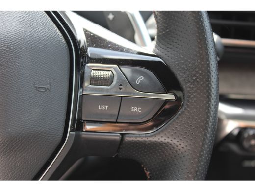 Peugeot 5008 1.6 PURETECH 180PK 7-ZITS GT PACK AUTOMAAT / NAVI / LEDER / CLIMA / FULL-LED / 19" LMV / CAMERA /... ActivLease financial lease