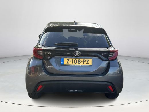 Toyota Yaris 1.5 Hybrid 115 First Edition ActivLease financial lease