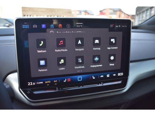Volkswagen ID.4 Pro Limited Edition Inclusief &euro;2000,- inruilvoordeel | 'App-Connect' draadloze smartphone integra... ActivLease financial lease