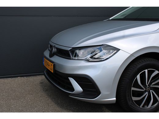 Volkswagen Polo 1.0 TSI Life | Achterbank in delen neerklapbaar | Airco | Alarm klasse 1(startblokkering) ActivLease financial lease