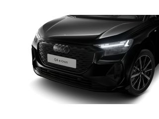 Audi Q4 e-tron S edition Competition | Achterklep, automatisch bedienbaar | Achteruitrijcamera | Adaptive cruise...