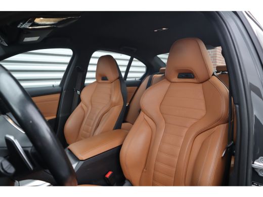 BMW 3 Serie M-Sport M Schaalstoelen / Dravit Grau / HiFi / Camera / ActivLease financial lease