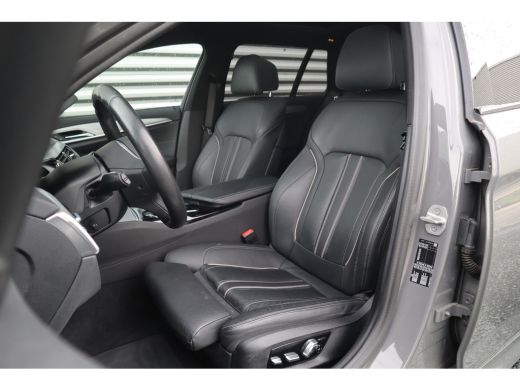 BMW 5 Serie Touring 530i High Executive M-Sport Bernina Grau / Pano / Camera / Laser ActivLease financial lease