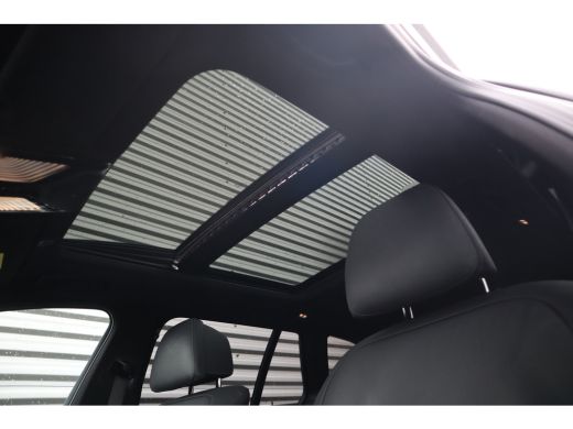 BMW 5 Serie Touring 530i High Executive M-Sport Bernina Grau / Pano / Camera / Laser ActivLease financial lease