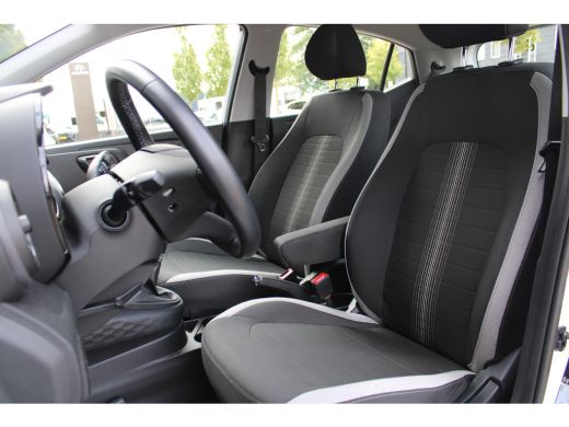 Hyundai i10 1.0 Comfort | Airco | Armsteun voor | Multimedia scherm standaard ActivLease financial lease