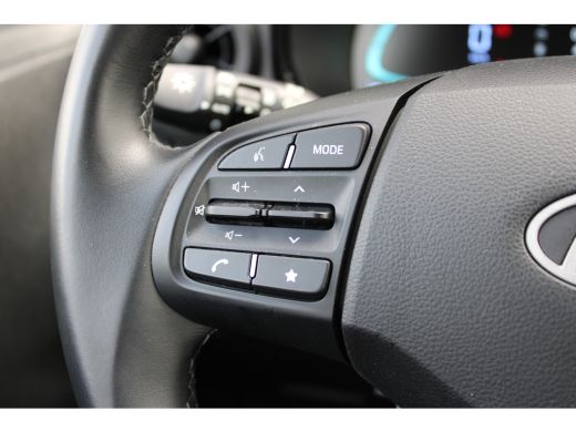 Hyundai i10 1.0 Comfort | Airco | Armsteun voor | Multimedia scherm standaard ActivLease financial lease