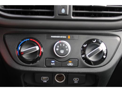 Hyundai i10 1.0 Comfort | Airco | Armsteun voor | Multimedia scherm standaard ActivLease financial lease