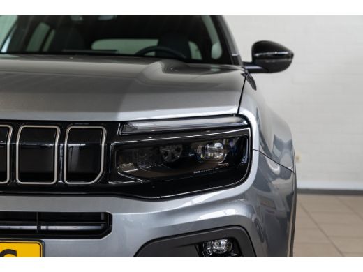 Jeep Avenger Summit 54 kWh | Navigatie | Warmtepomp | Apple Carplay & Android Auto | Camera | LED | Keyless | ... ActivLease financial lease