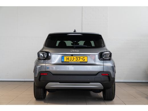Jeep Avenger Summit 54 kWh | Navigatie | Warmtepomp | Apple Carplay & Android Auto | Camera | LED | Keyless | ... ActivLease financial lease