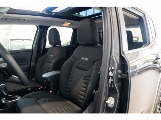 Jeep Renegade 4xe 240 Plug-in Hybrid Electric The North Star | Panoramadak | Tech Pack | Winter Pack | Navigati... ActivLease financial lease