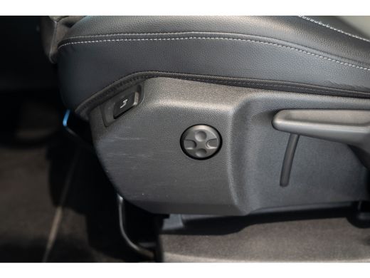 Opel Grandland X 1.2 Turbo 130PK Innovation | Camera | AGR | Parkeersensoren Voor & Achter | Navigatie | Climate C... ActivLease financial lease